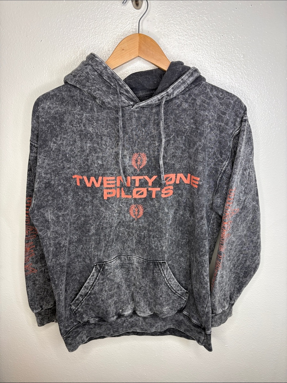 Twenty-One Pilots Grey Acid Wash Bandito Tour 2018 Hoodie Men Size S